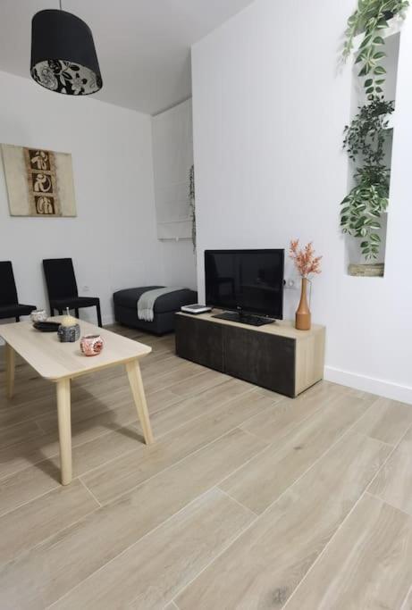 Fantastico Piso Nuevo, Mentidero Apartamento *